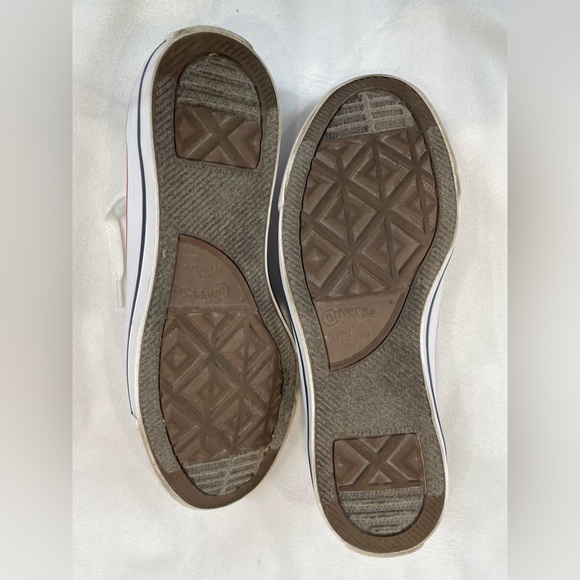 Converse White Chuck Taylor All Star Unisex Low Top Shoe US size 5.5 - Picture 11 of 13